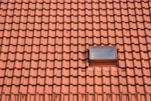Imperméabiliser une toiture en tuiles de terre cuite
